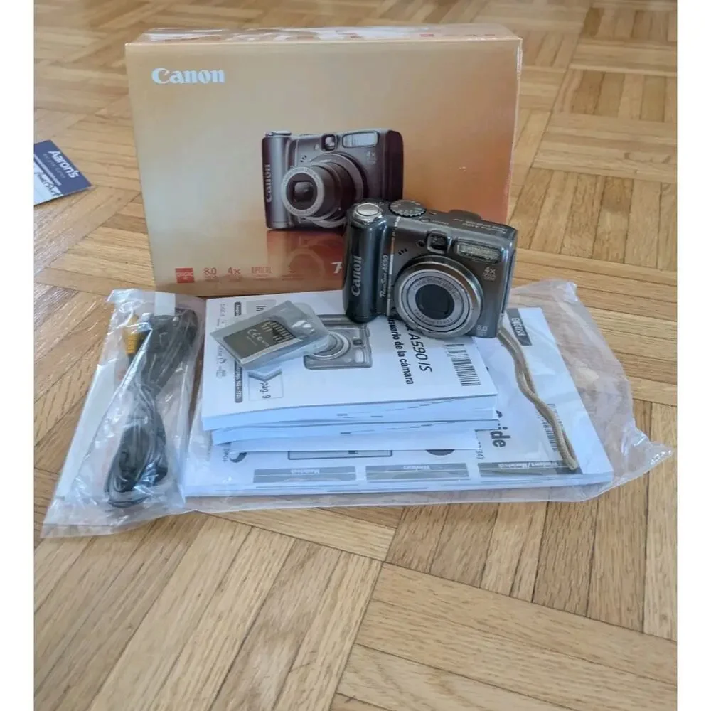 Canon PowerShot A590 IS Gray 8MP Digital Camera Box Card Tested Works PC1263